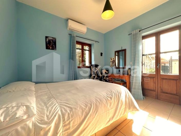 Image No.15-3 Bed House for sale