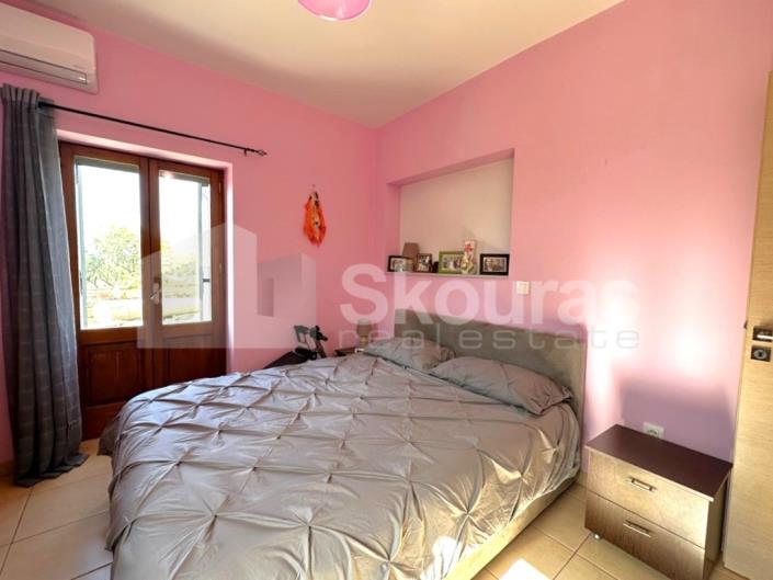 Image No.17-3 Bed House for sale