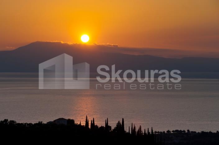 Image No.4-2 Bed House for sale