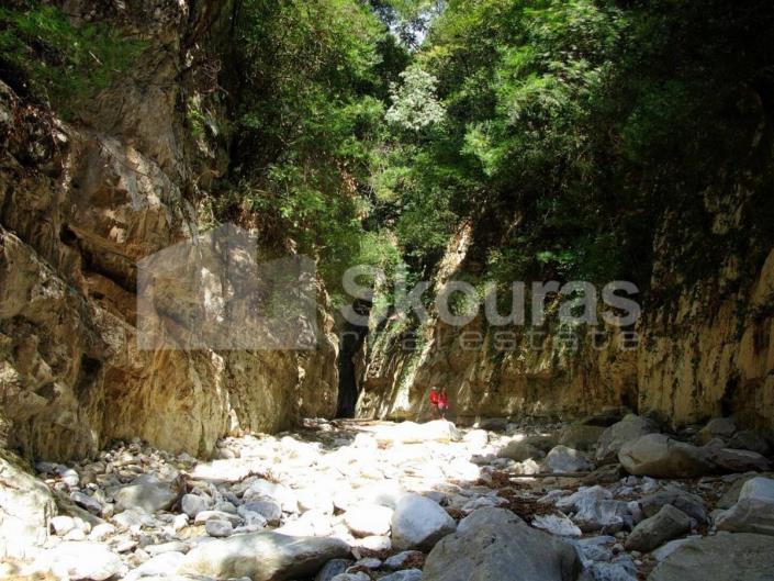 Image No.27-2 Bed House for sale