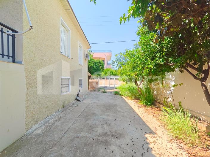 Image No.13-4 Bed House for sale