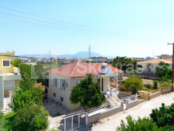 Image No.3-4 Bed House for sale