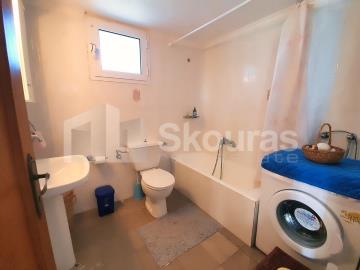 64ddbad1e1684243aeca4e2bb961d478