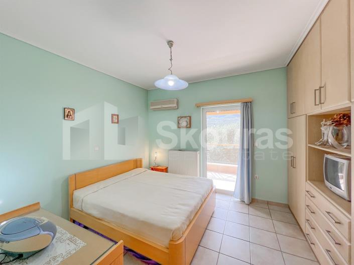 Image No.13-3 Bed House for sale