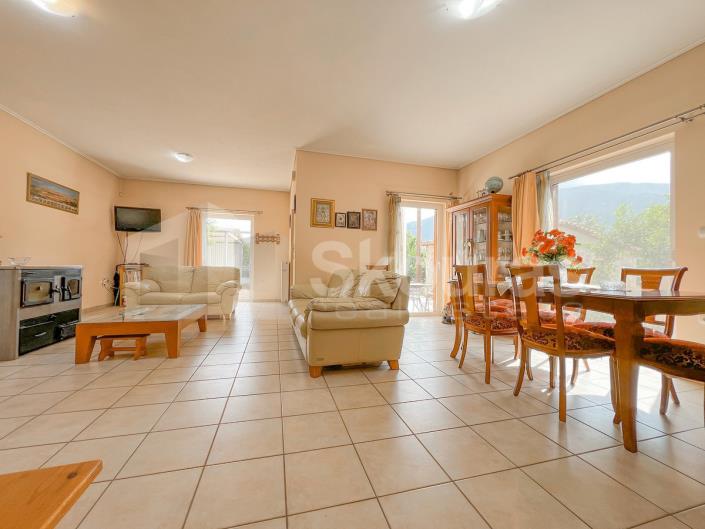 Image No.20-3 Bed House for sale