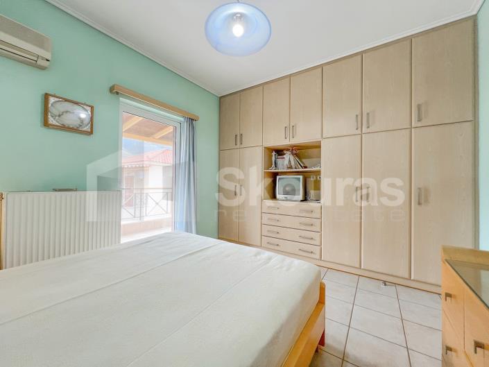 Image No.14-3 Bed House for sale