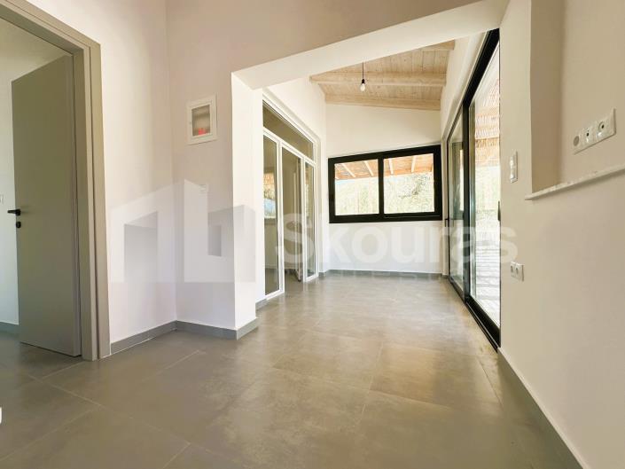 Image No.14-2 Bed House for sale