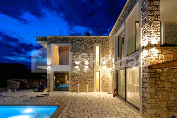Image No.8-4 Bed House/Villa for sale
