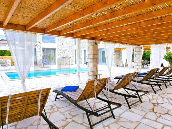 Image No.18-4 Bed House/Villa for sale