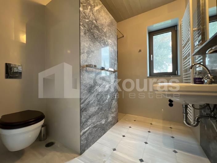 Image No.14-Maison / Villa de 6 chambres à vendre à Pera Melana