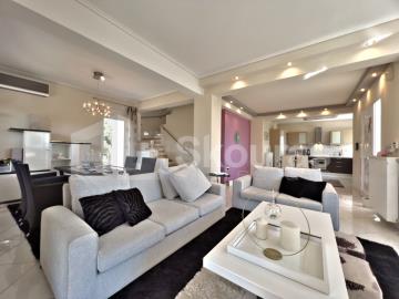 9a3f2fcc672946dba02c28843ae19e77