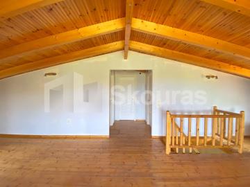 e1802fe724bf444f9470a34b6020d839