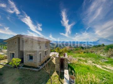 5d31b17cfa814552b6314393b1fe2307