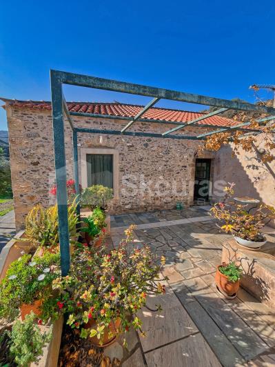 Image No.3-Maison de 4 chambres à vendre à Monemvassia