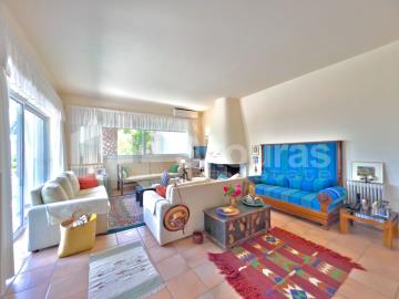 5ebeeb2799ec4a73bb62d57a27ba2086