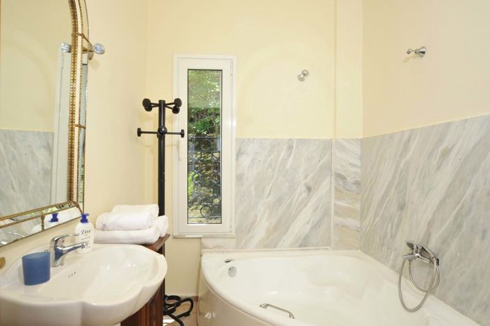 Image No.14-Maison de 4 chambres à vendre à Corfou