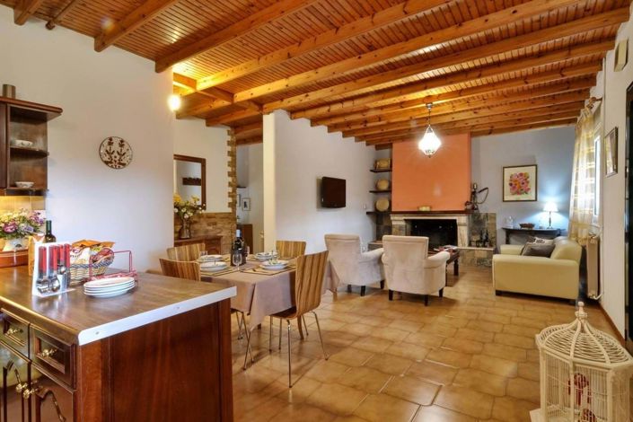 Image No.9-4 Bed House for sale