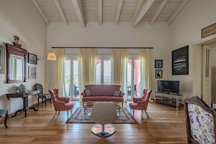 Image No.4-4 Bed House for sale