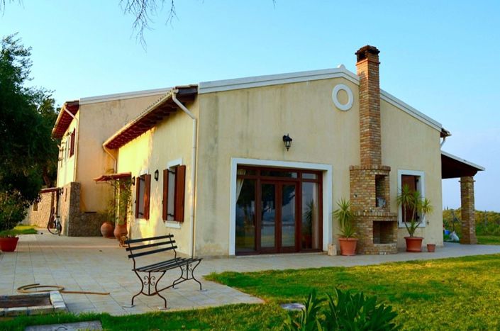 Image No.9-4 Bed House for sale