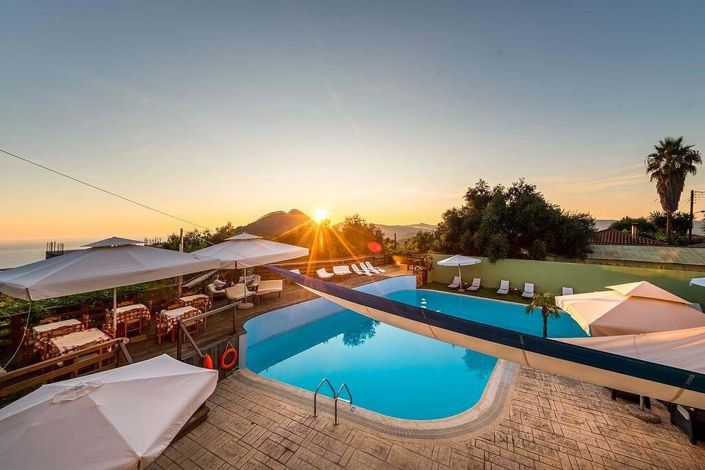 Image No.11-10 Bed Hotel for sale