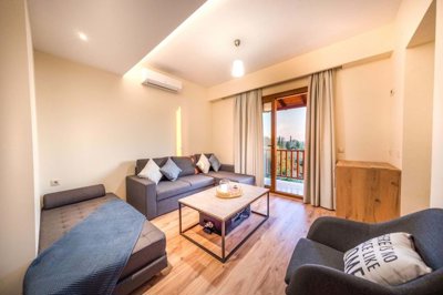 2a685fa4-74d0-4f84-894b-2123a828db75