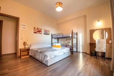 d244e617-5df5-4e63-8a6b-c52e12fa2169