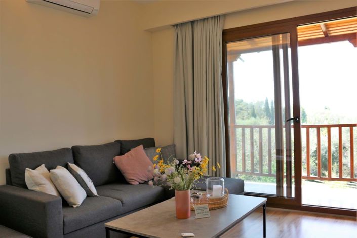 Image No.9-10 Bed Hotel for sale