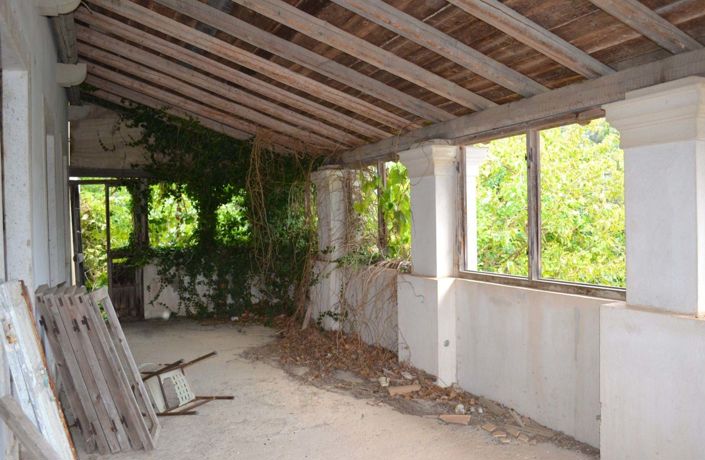 Image No.7-Propriété de 12 chambres à vendre à Makrades