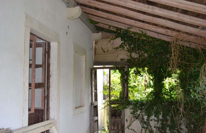 Image No.9-Propriété de 12 chambres à vendre à Makrades