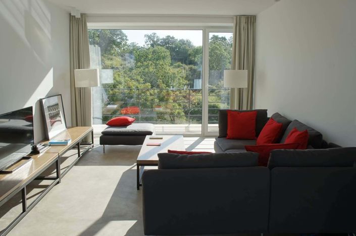 Image No.6-4 Bed House for sale