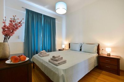 781b053d-c633-41e5-8051-3c8bdf8c0f5c