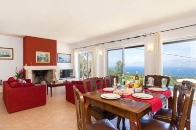 6cc2a6cd-2ed4-41ea-a4b8-6f85309adcd8