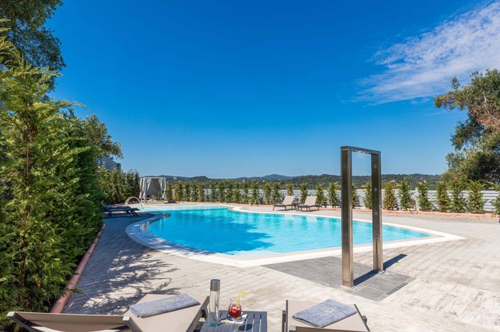 Image No.2-Maison de 4 chambres à vendre à Corfou