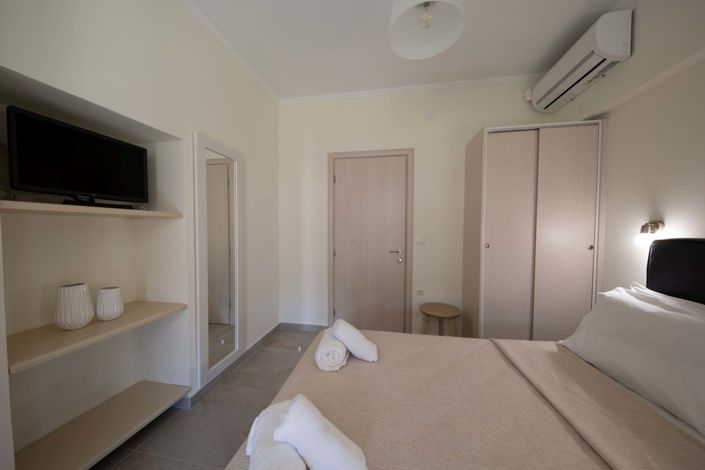 Image No.6-Maison de 5 chambres à vendre à Acharavi