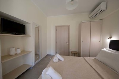 63c25e3c-b2c3-44bd-adad-c6592e8a3f48