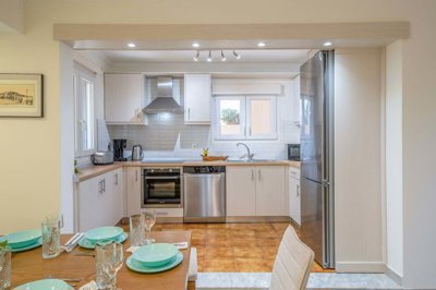 7c1790cb-c380-4e43-ab3b-6d12ec276f7a