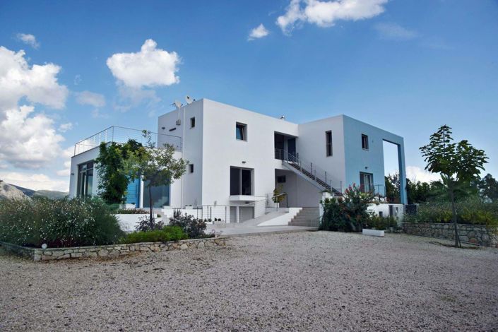 Image No.2-Maison de 8 chambres à vendre à Dassia