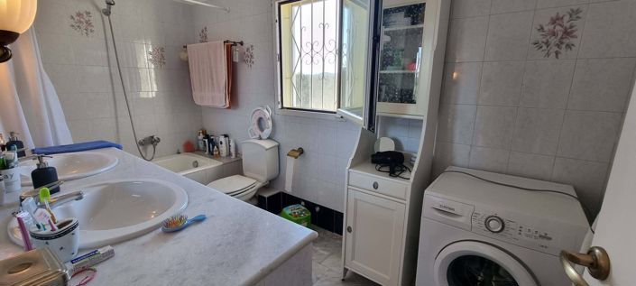 Image No.9-Maison de 3 chambres à vendre à Lefkimmi