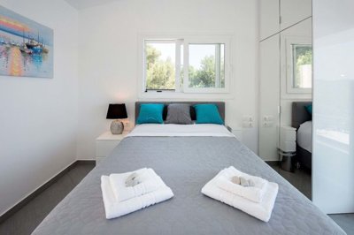 a3689462-a35a-467f-ad23-ffd25cdc61a6