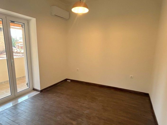 Image No.12-Maison de 2 chambres à vendre à Doukades