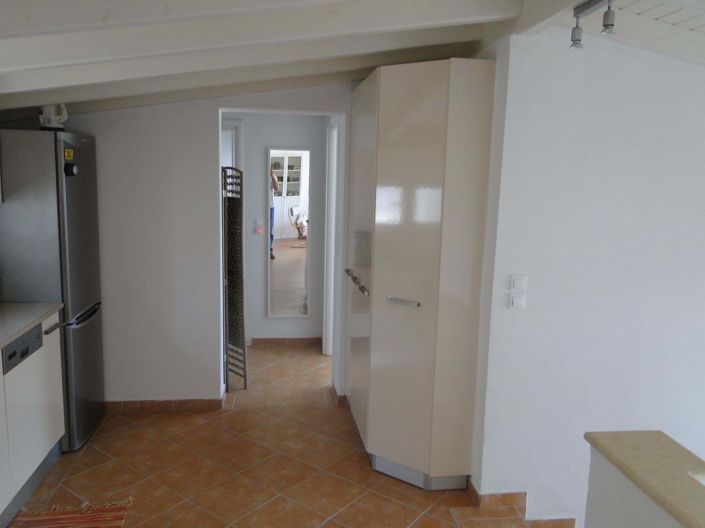 Image No.11-11 Bed Hotel for sale