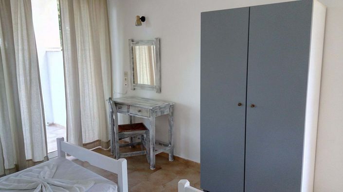 Image No.13-11 Bed Hotel for sale