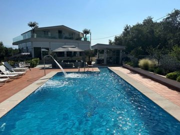 af2ba1dd-5f13-4f96-98b2-a79a2bc917c7