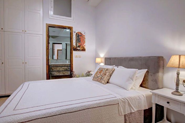 Image No.22-9 Bed House for sale