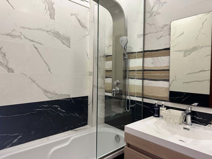 Image No.25-9 Bed House for sale