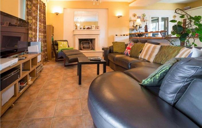 Image No.7-4 Bed House for sale