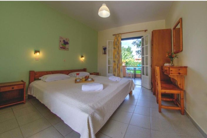 Image No.8-Un hôtel de 10 chambres à vendre à Corfou