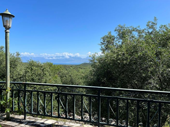 Image No.3-Maison à vendre à Corfou