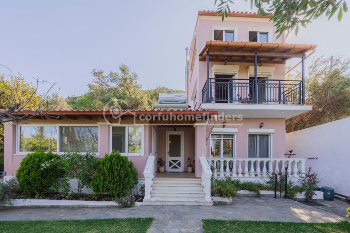 Image No.2-Maison de 3 chambres à vendre à Corfou