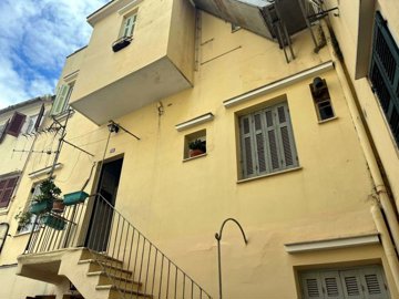 7f52f97a-c0bd-4e74-b00d-4f7e50b94c75